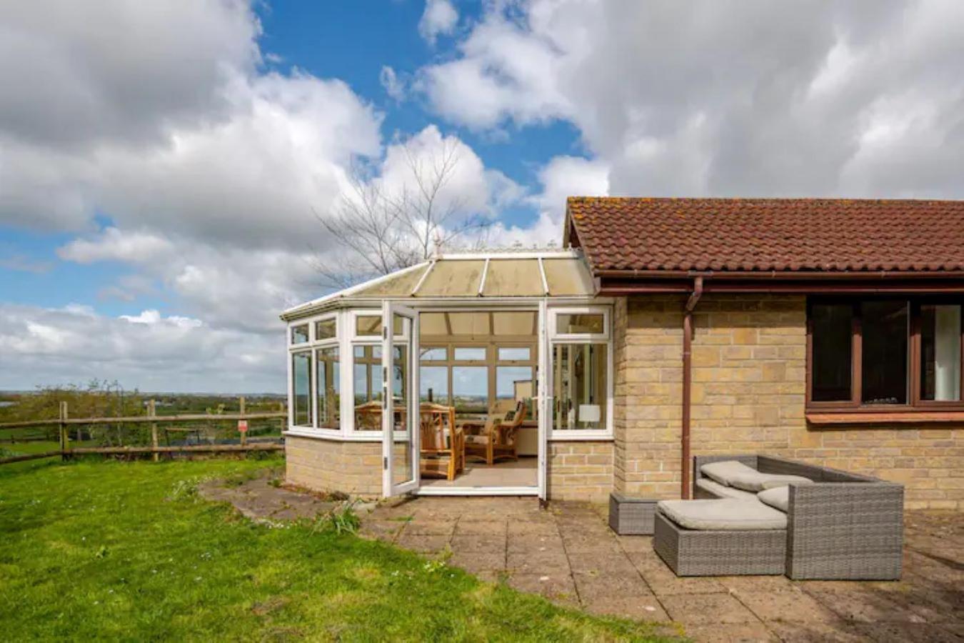 Tanglewood Appartement West Ashton Buitenkant foto