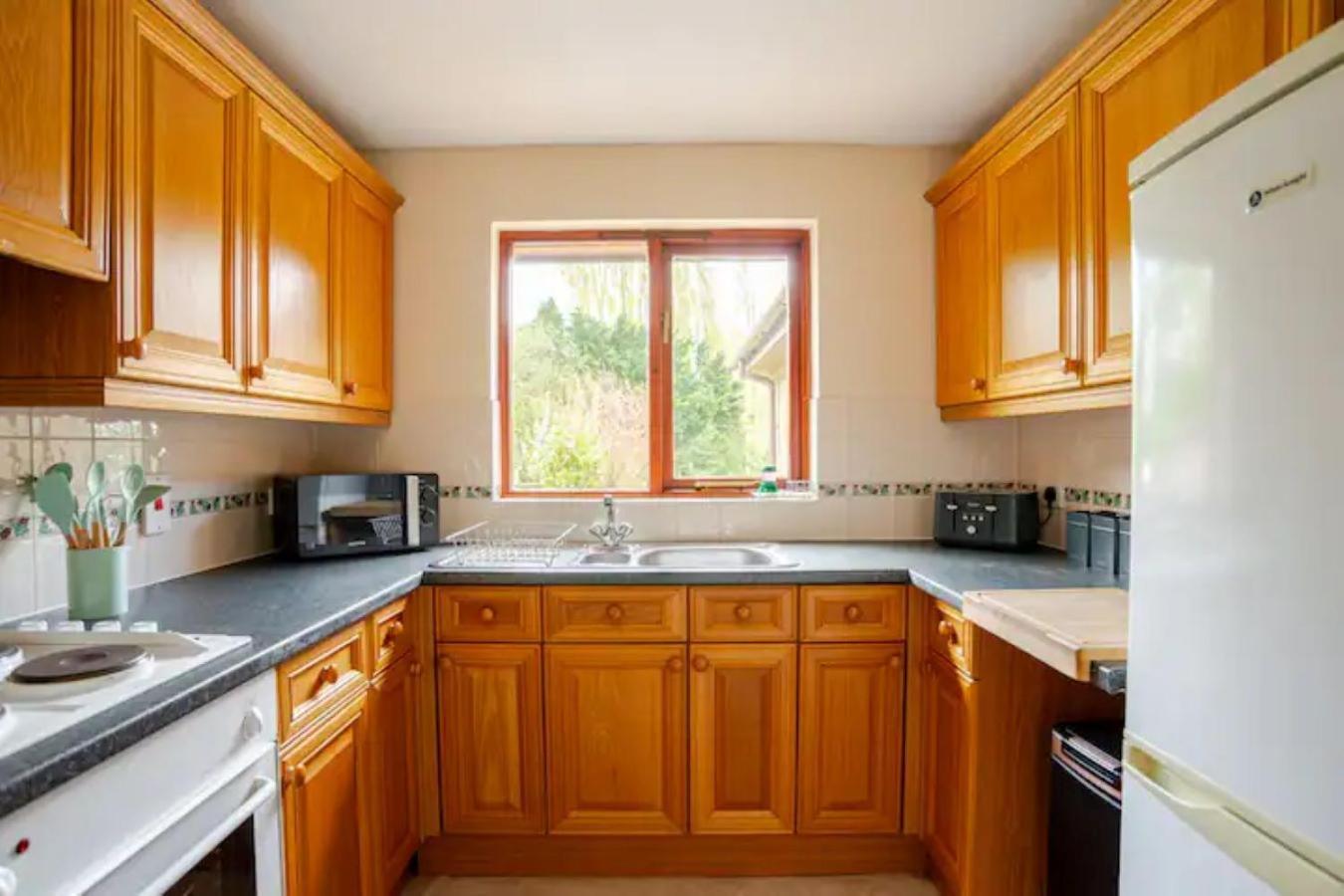 Tanglewood Appartement West Ashton Buitenkant foto